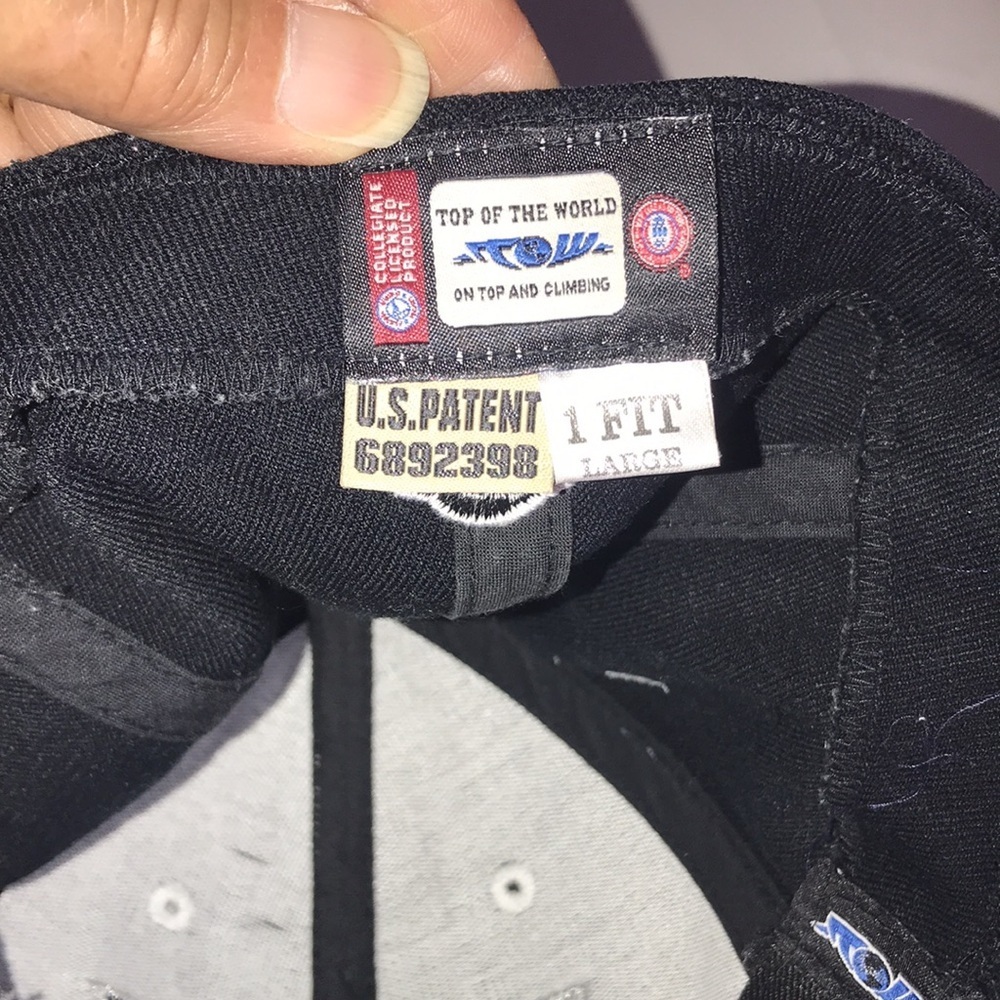 Men’s VT One-Fit Logo Cap - Picture 10 of 10